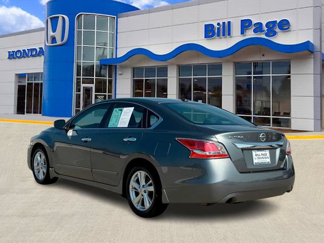 Used 2015 Nissan Altima 2.5 SL w/ Technology Package FWD image 3
