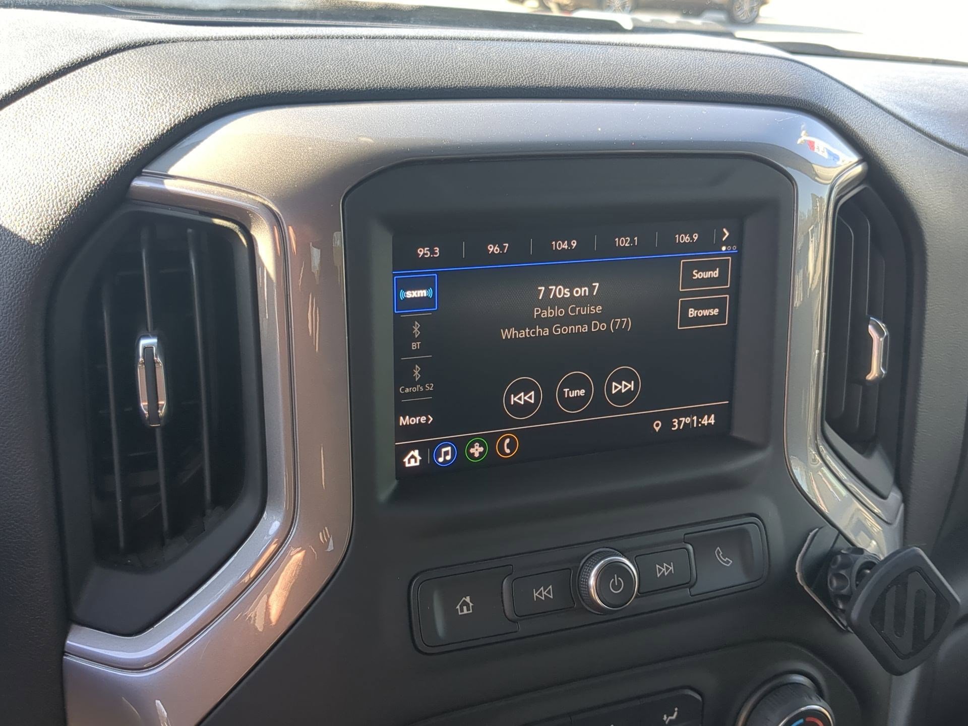 Used 2022 Chevrolet Silverado 2500 Custom w/ Custom Convenience Package image 15