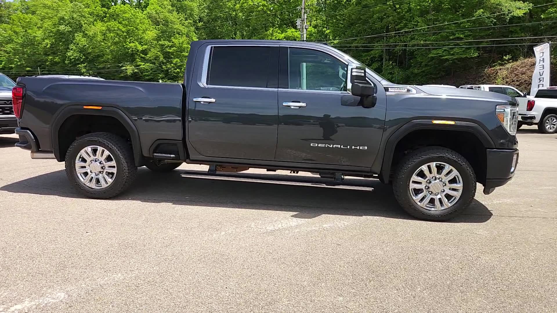 Used 2021 GMC Sierra 2500 Denali w/ Denali Ultimate Package AWD/4WD image 8