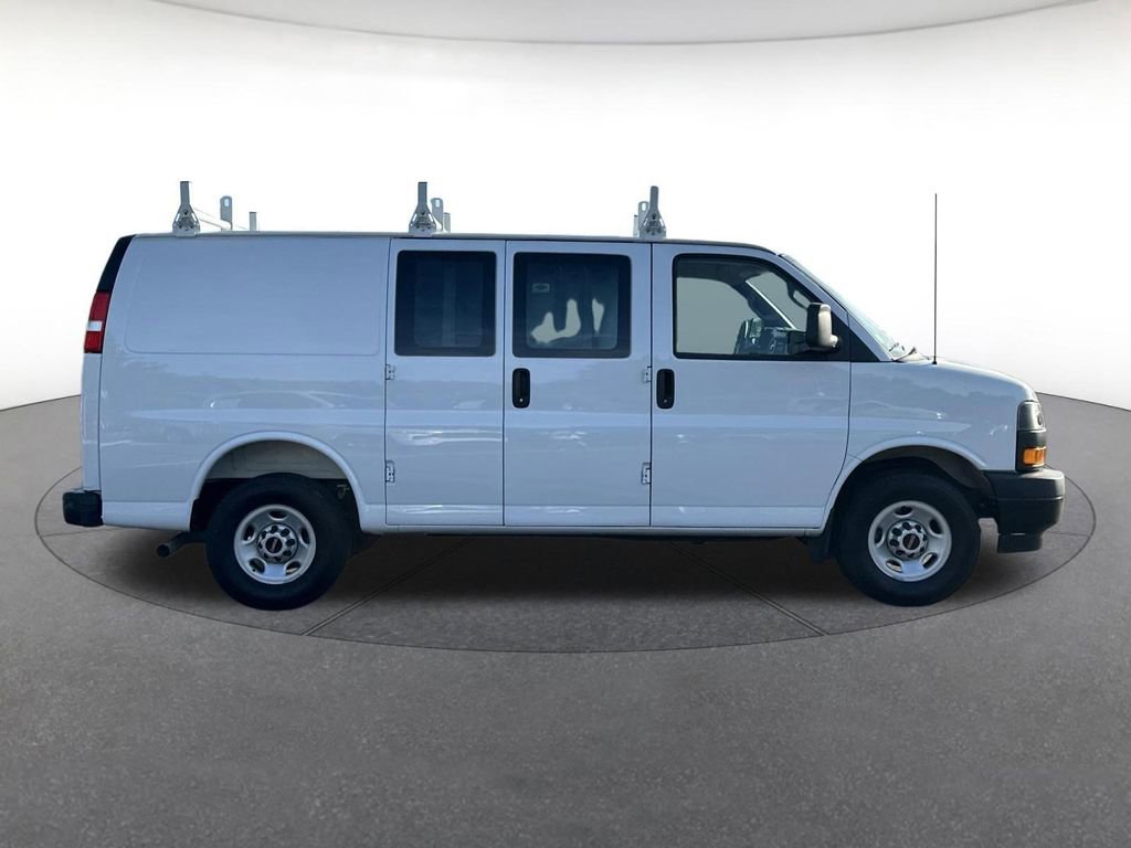 Used 2024 GMC Savana 2500 w/ Driver Convenience Package image 7