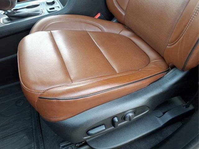 Used 2019 Chevrolet Traverse High Country AWD/4WD image 13