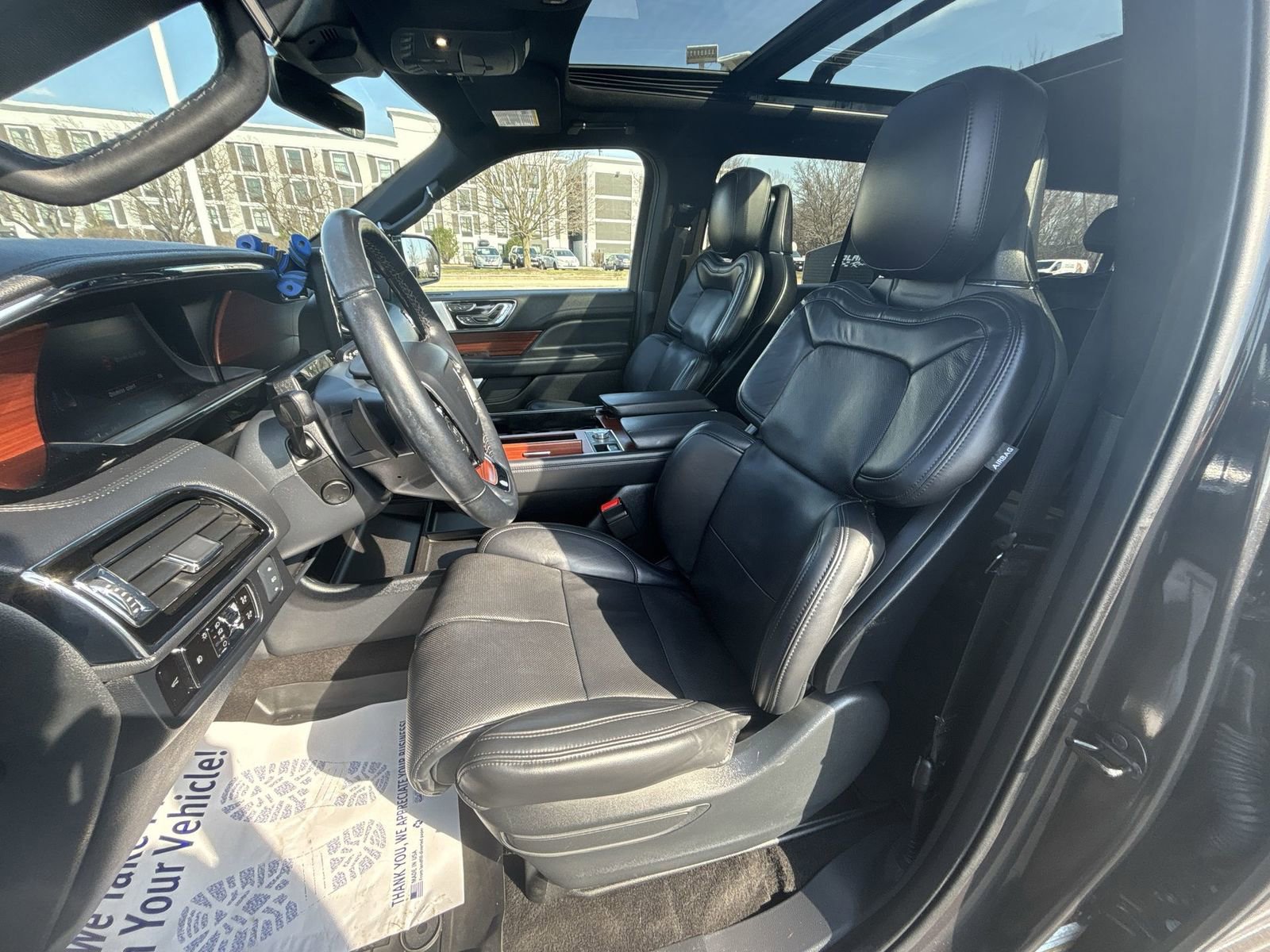 Used 2023 Lincoln Navigator L Reserve image 13