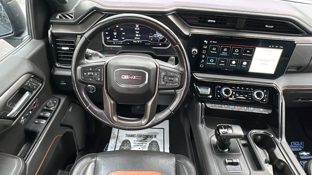 Used 2022 GMC Sierra 1500 AT4 w/ AT4 Premium Package AWD/4WD image 17