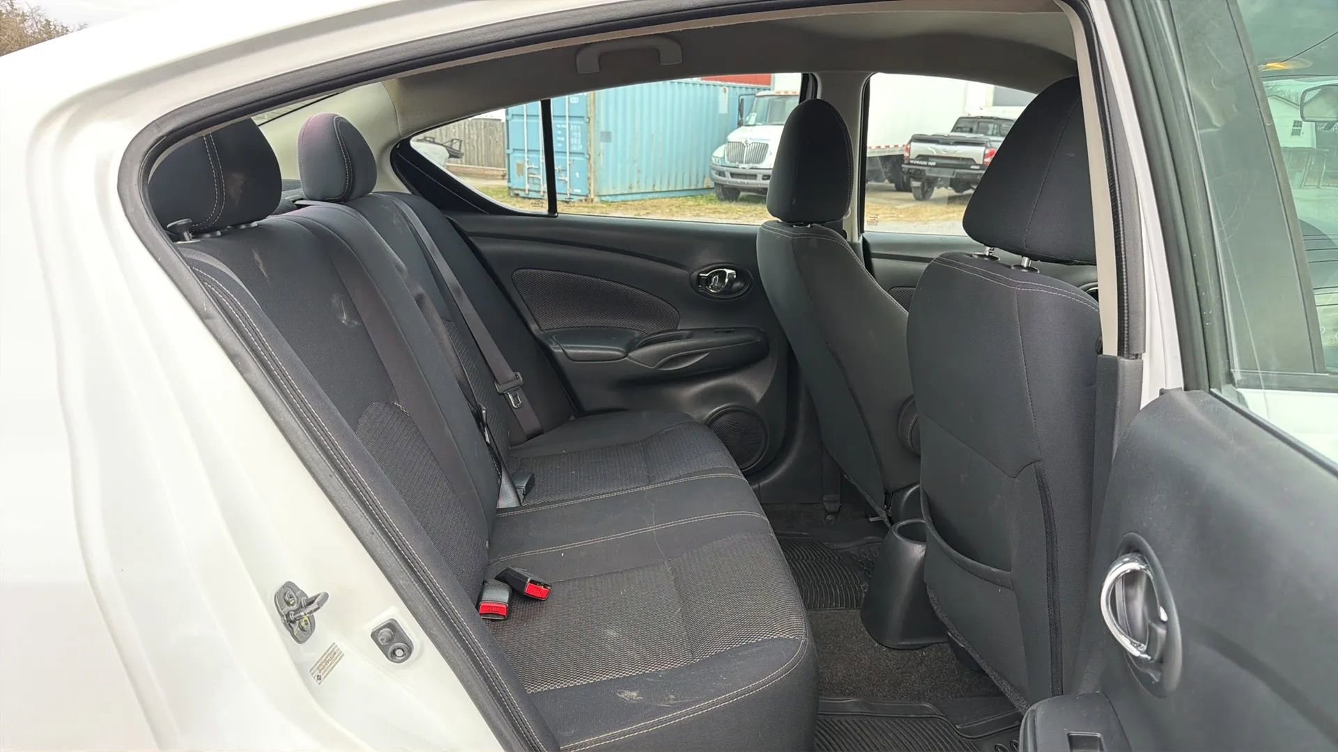 Used 2017 Nissan Versa SL image 14