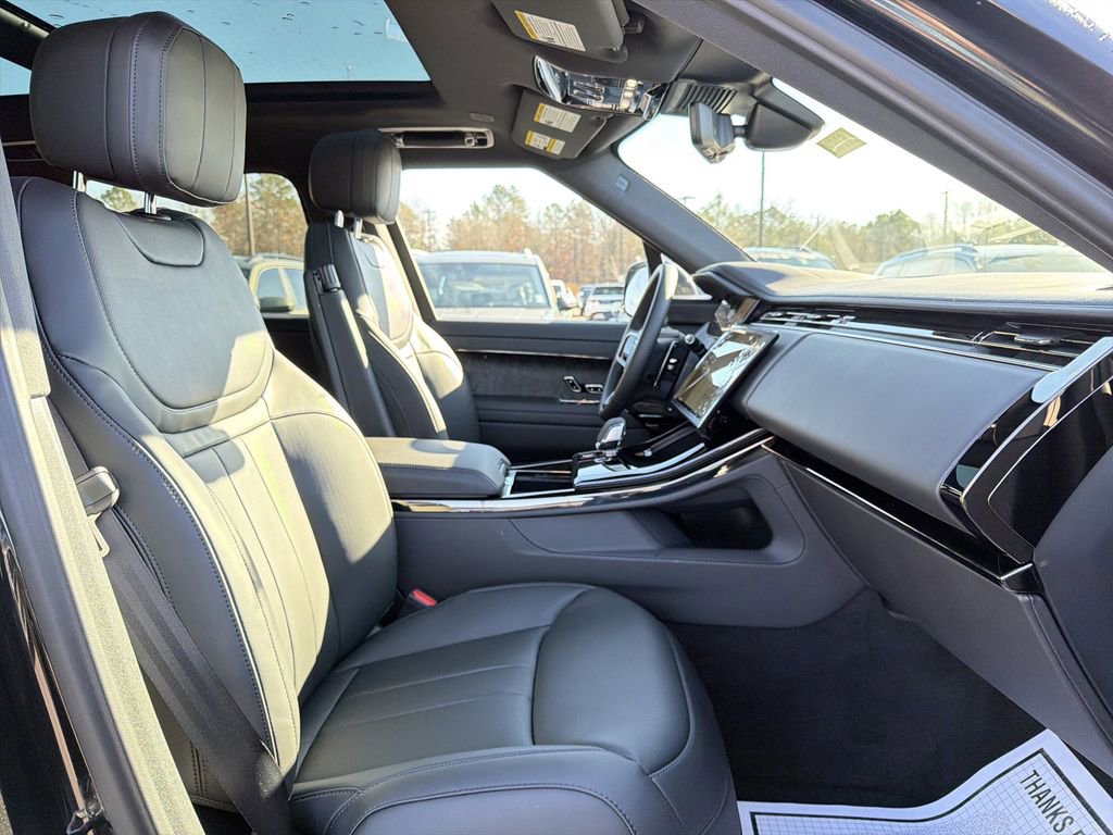 New 2026 Land Rover Range Rover Sport Dynamic SE image 18