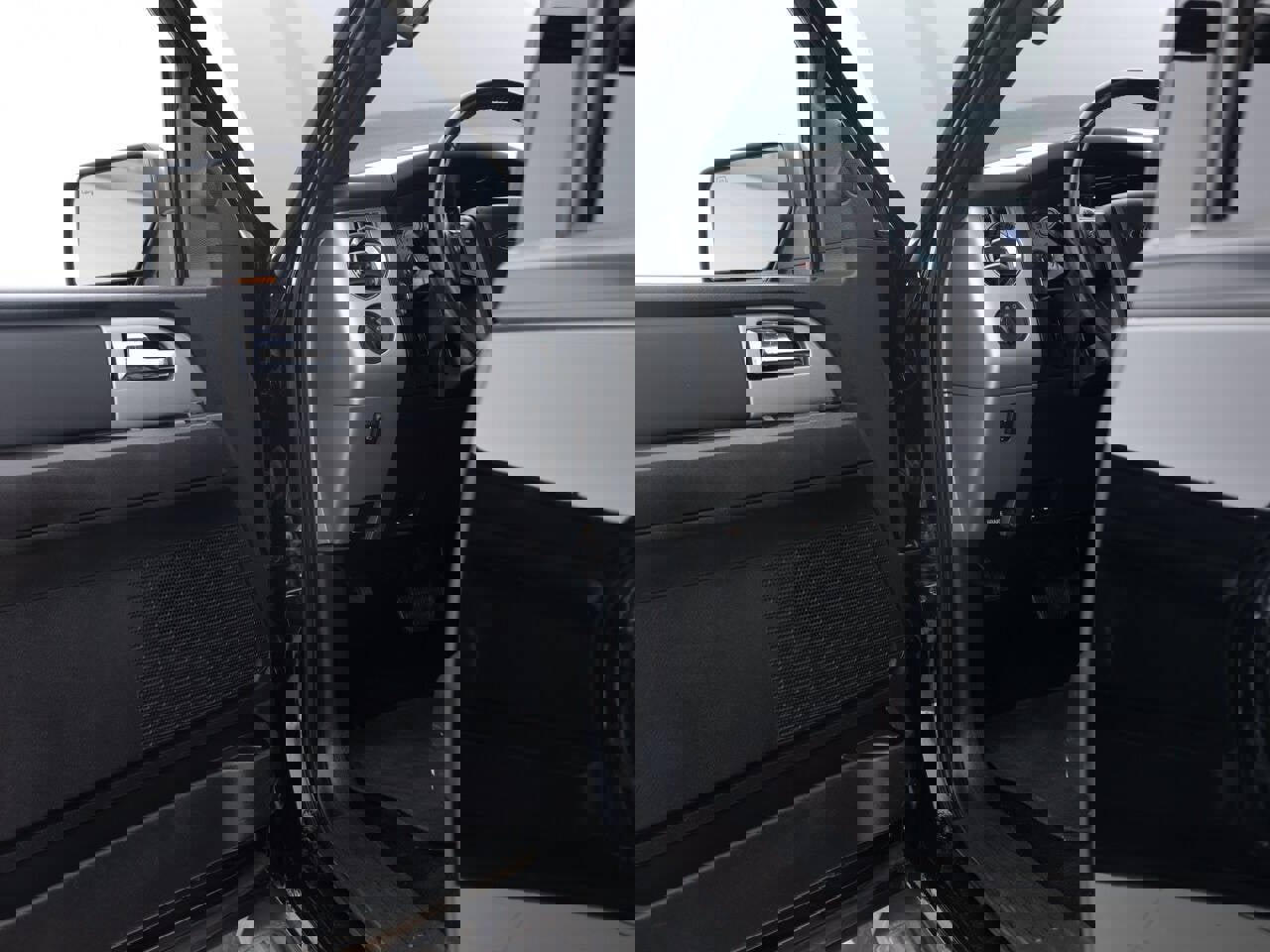 Used 2011 Ford Expedition EL XLT w/ 202A Rapid Spec Order Code image 24