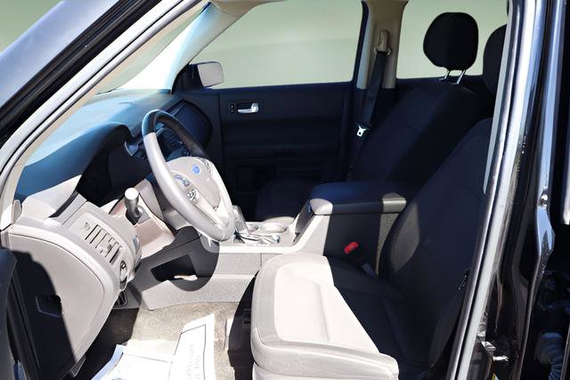 Used 2018 Ford Flex SE image 23