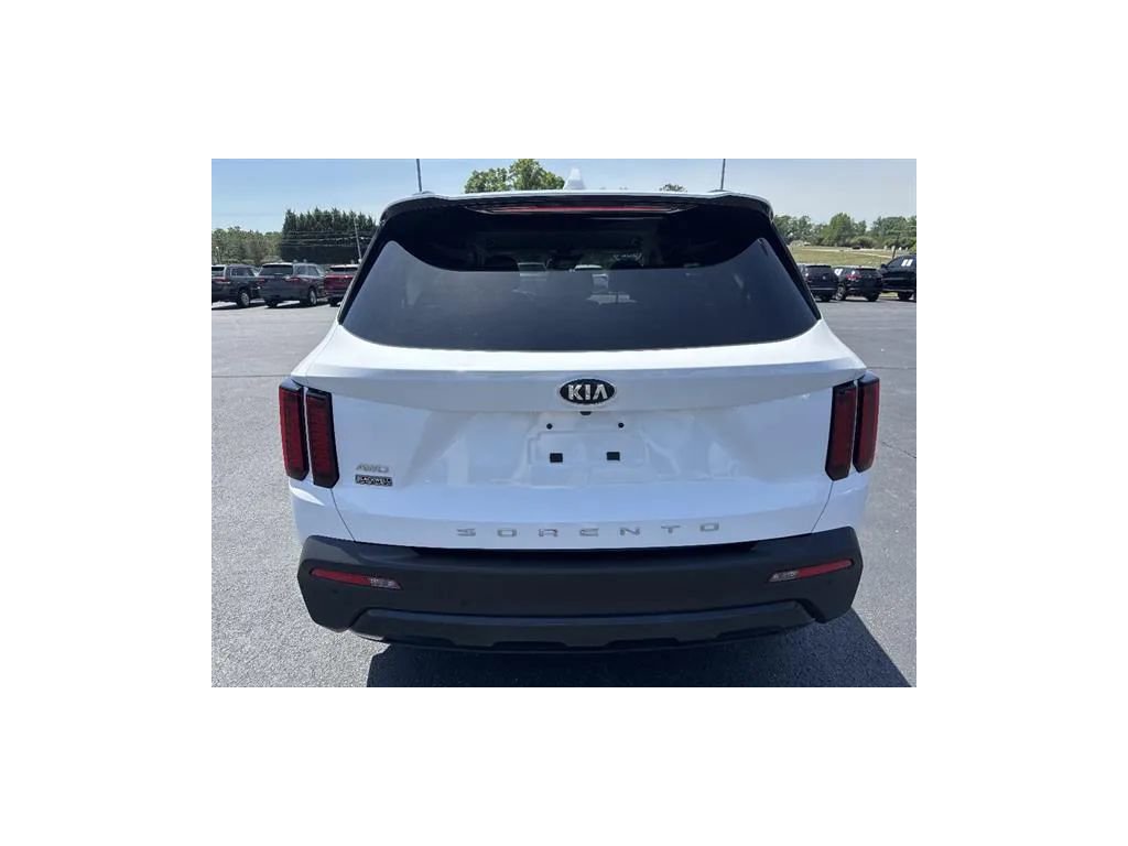 Used 2021 Kia Sorento S AWD/4WD image 5