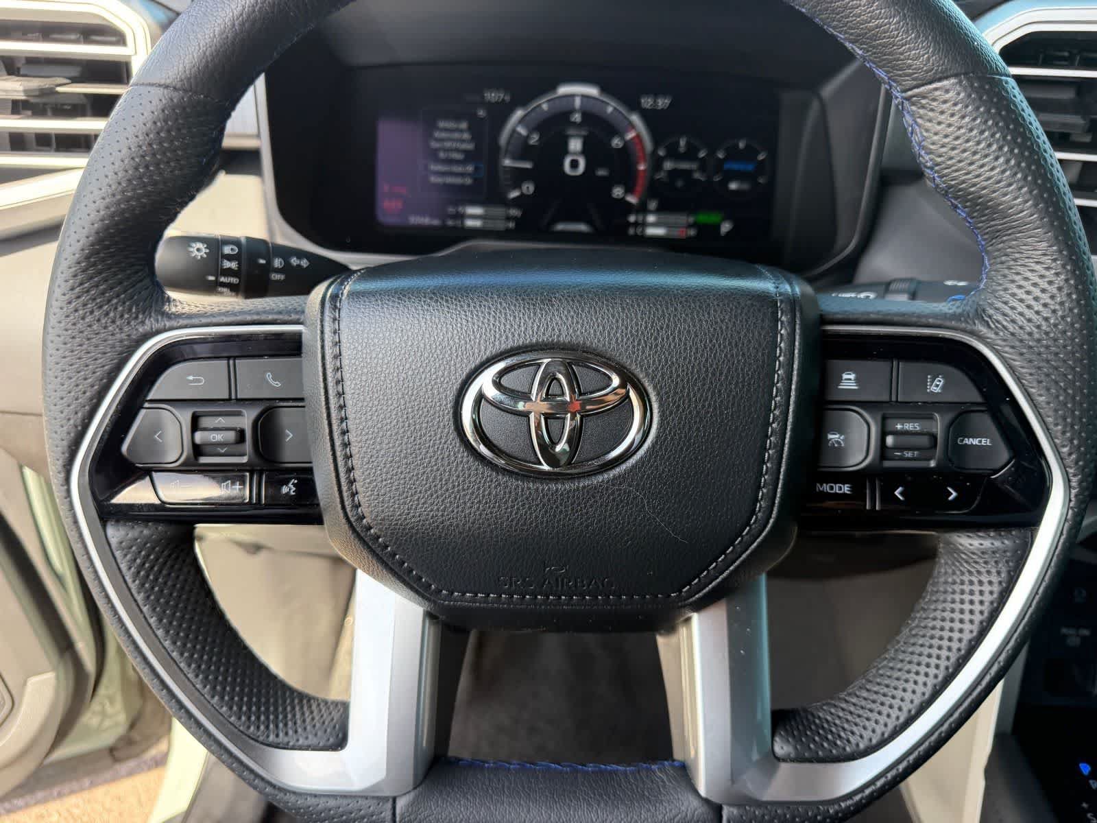 Used 2024 Toyota Tundra Platinum AWD/4WD image 21