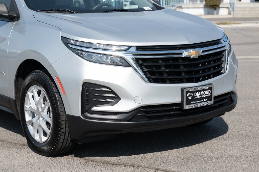 Used 2022 Chevrolet Equinox LS AWD/4WD image 9