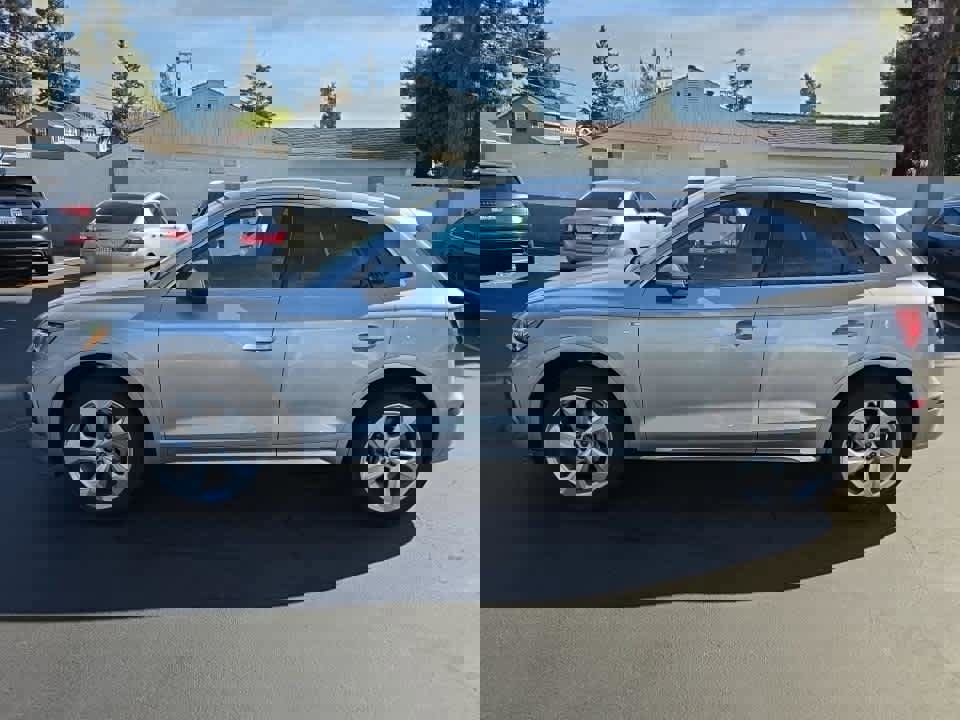 Used 2023 Audi Q5 2.0T Premium Plus w/ Premium Plus Package image 7