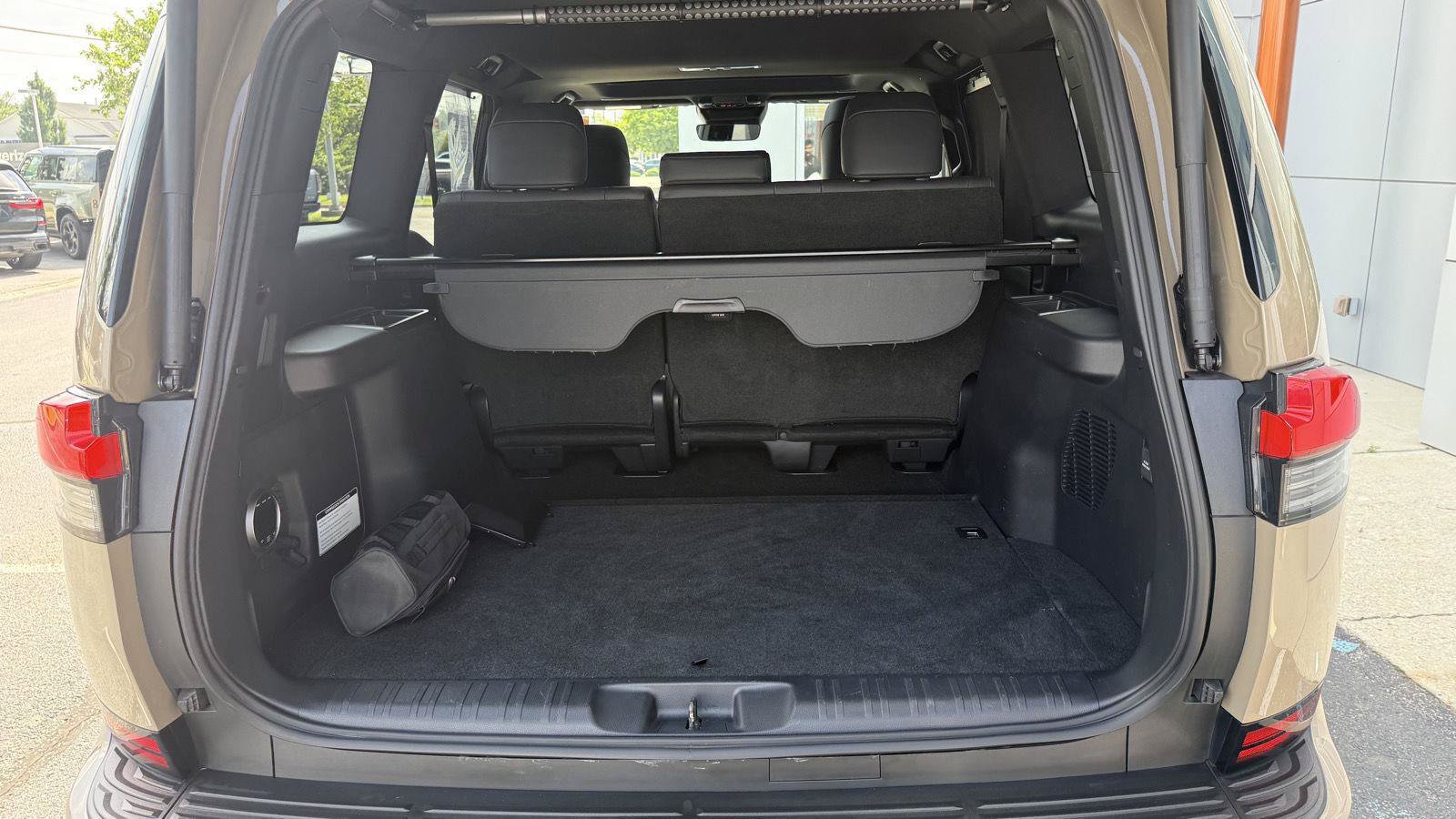 Used 2025 Lexus GX 550 AWD/4WD image 48