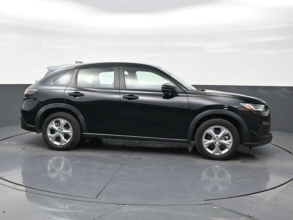Used 2023 Honda HR-V LX image 6