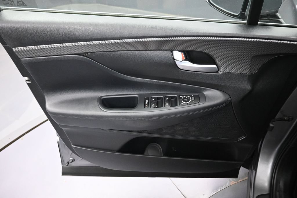 Used 2019 Hyundai Santa Fe SEL FWD image 23