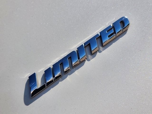 Used 2019 Toyota 4Runner Limited image 11