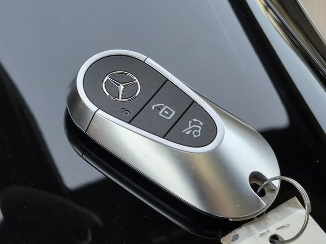 Certified 2025 Mercedes-Benz GLC 300 GLC 300 image 36