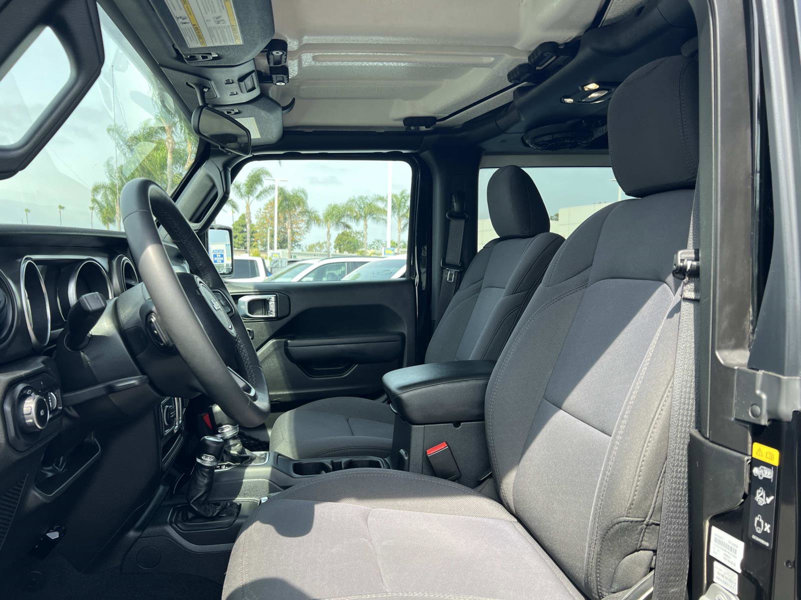 Used 2023 Jeep Wrangler Sport S image 19