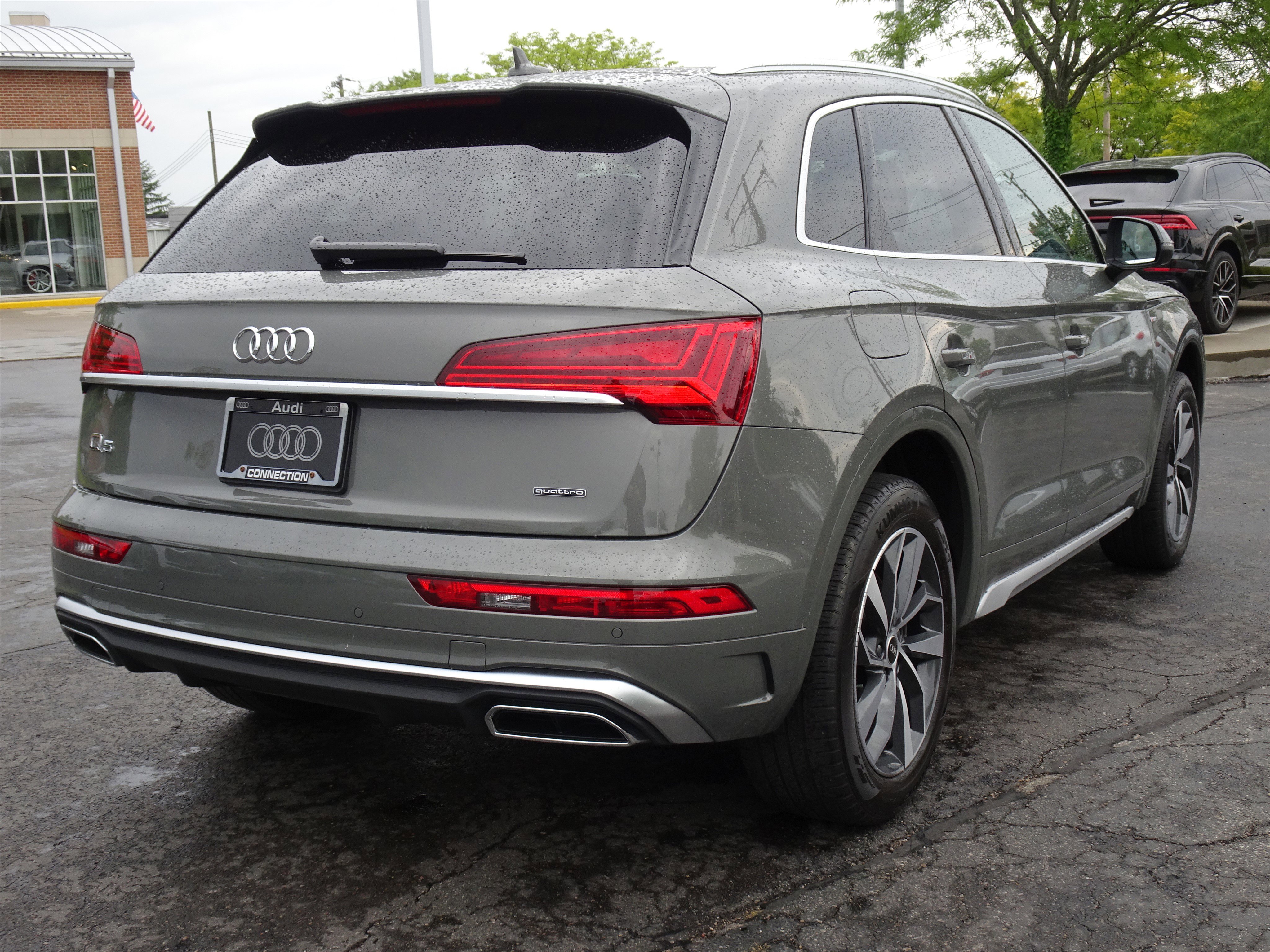 Certified 2023 Audi Q5 2.0T Premium w/ Convenience Package AWD/4WD image 5