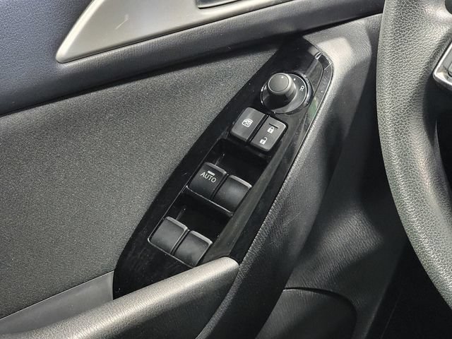 Used 2017 MAZDA MAZDA3 Sport w/ Preferred Equipment Package FWD image 24