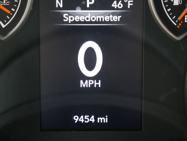 Used 2025 Jeep Wrangler Sport AWD/4WD image 16