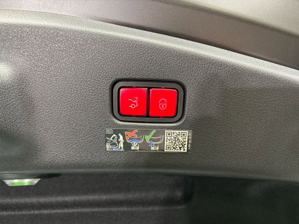 Used 2024 Mercedes-Benz CLE 53 AMG 4MATIC image 34