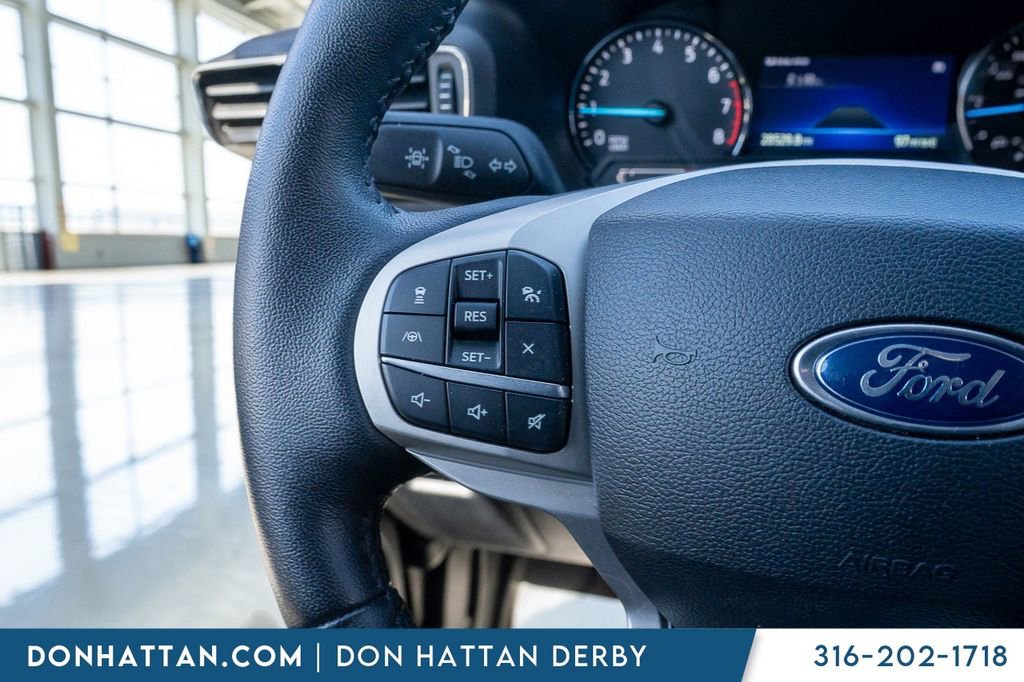 Used 2023 Ford Explorer XLT w/ Equipment Group 202A AWD/4WD image 12