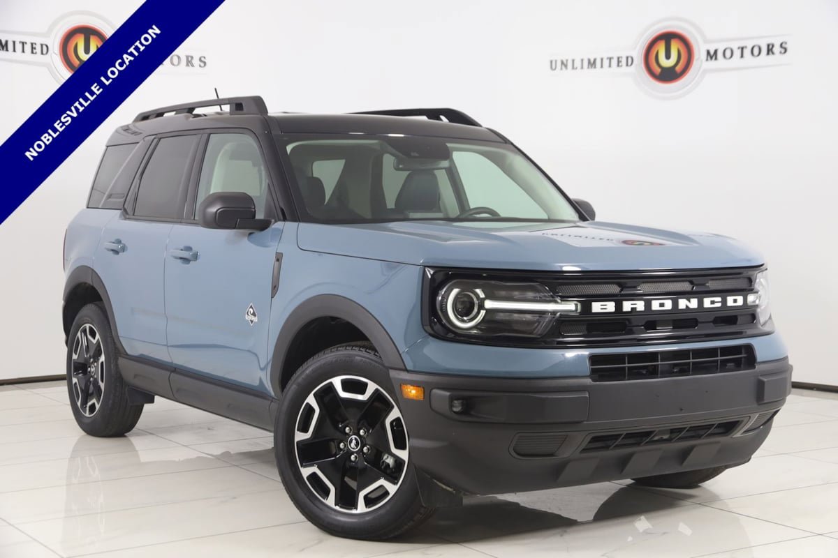 Used 2023 Ford Bronco Sport Outer Banks w/ Tech Package AWD/4WD image 1