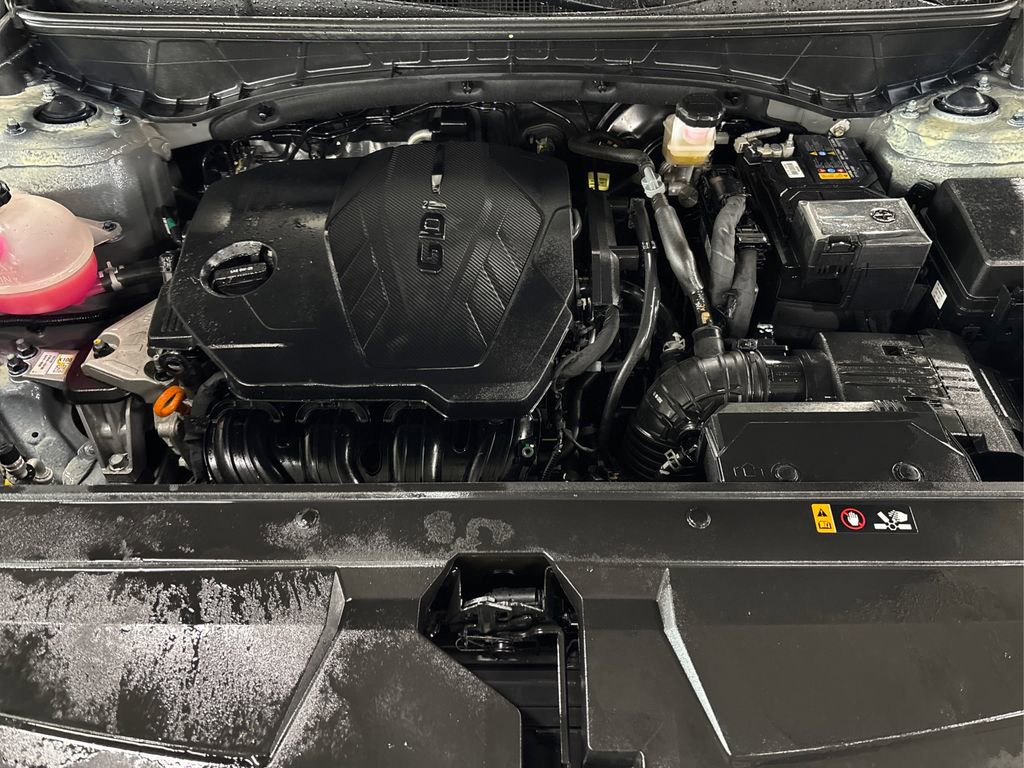 Used 2023 Hyundai Santa Cruz SEL image 12