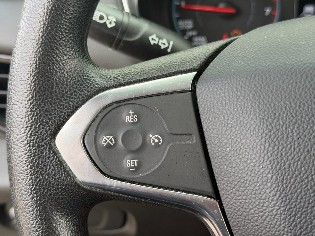 Used 2020 Chevrolet Traverse LS FWD image 22
