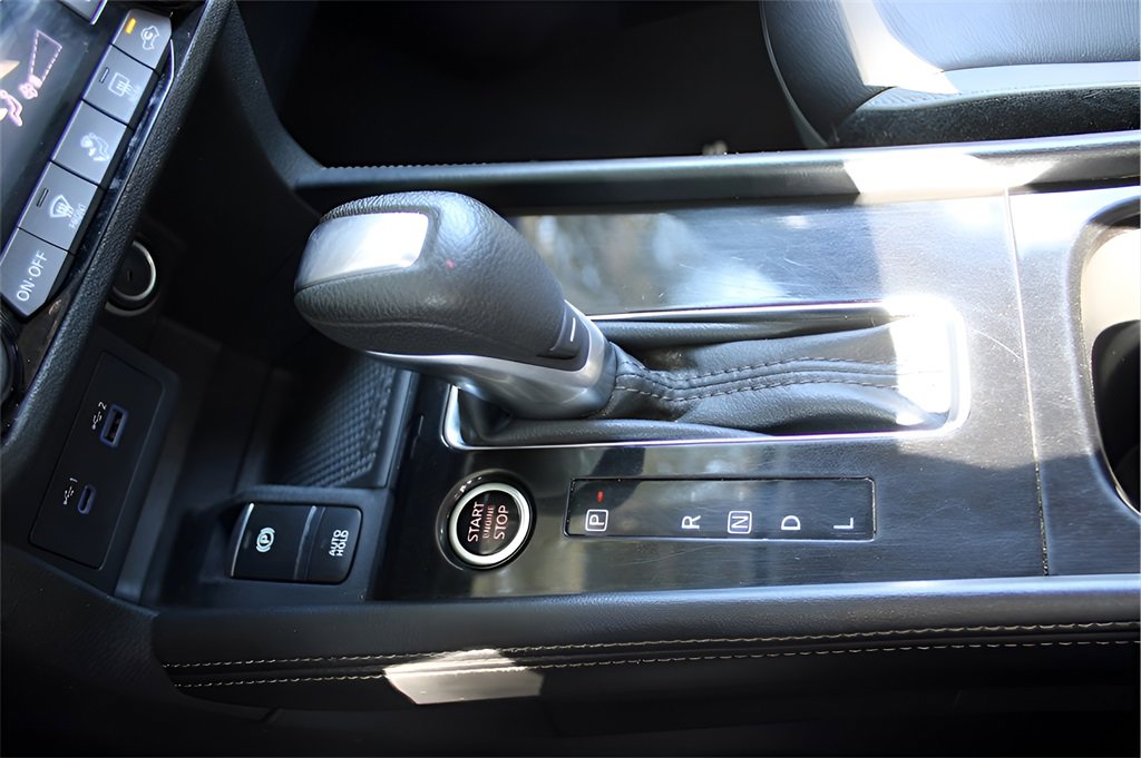 Used 2024 Nissan Kicks SR w/ SR Premium Package image 23