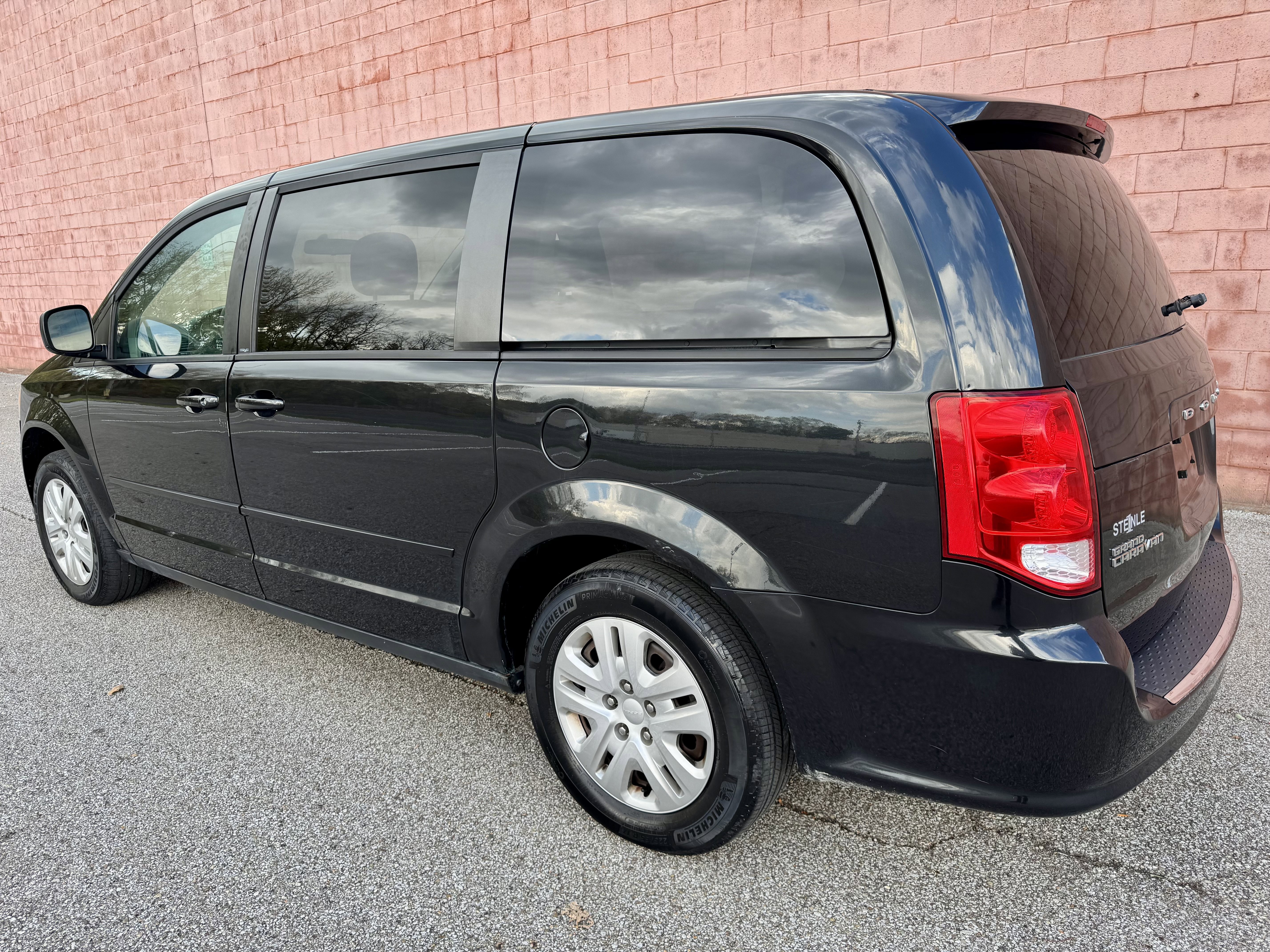 Used 2014 Dodge Grand Caravan SE w/ Quick Order Package 29E SE image 5