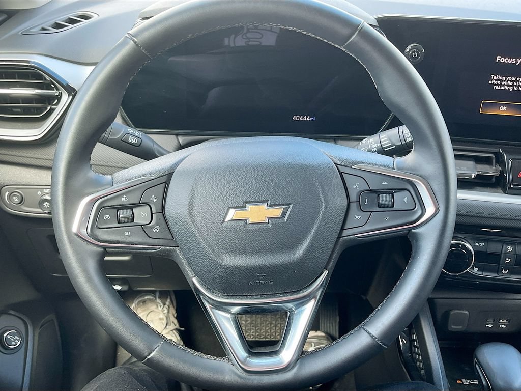 Used 2024 Chevrolet TrailBlazer LT w/ Convenience Package AWD/4WD image 11