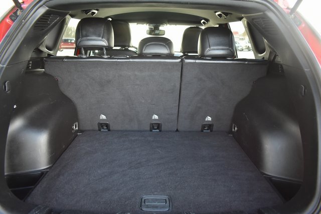 Used 2023 Jeep Compass Limited image 36