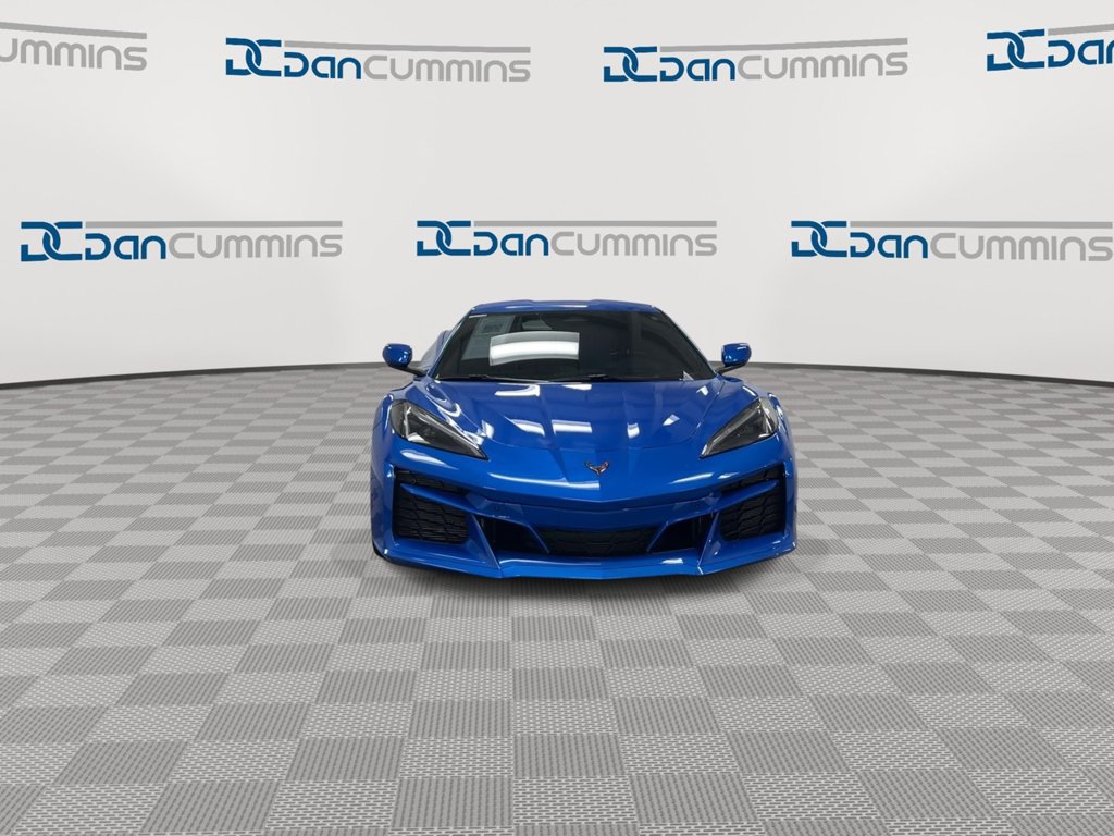 Used 2025 Chevrolet Corvette E-Ray AWD/4WD image 3