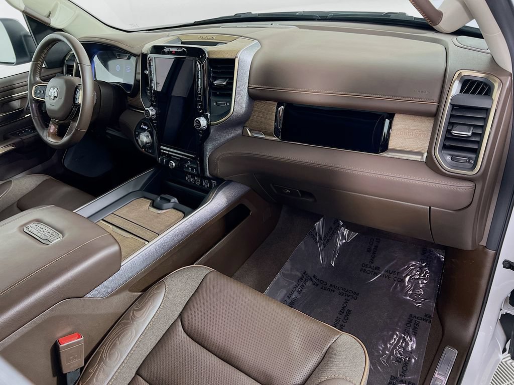 Used 2025 RAM 1500 Limited w/ Off Road Group AWD/4WD image 31