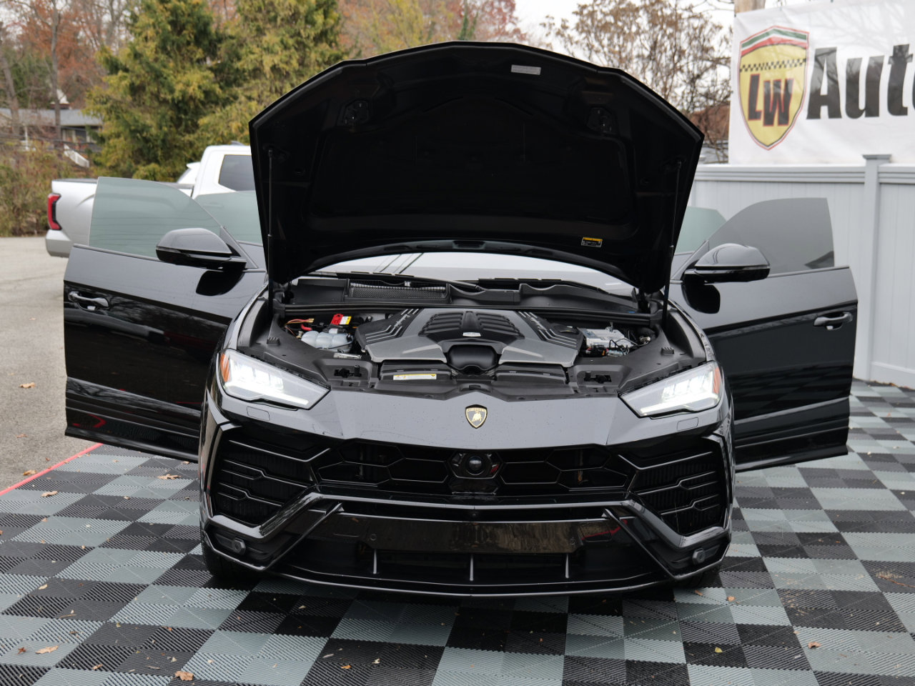 Used 2021 Lamborghini Urus image 51