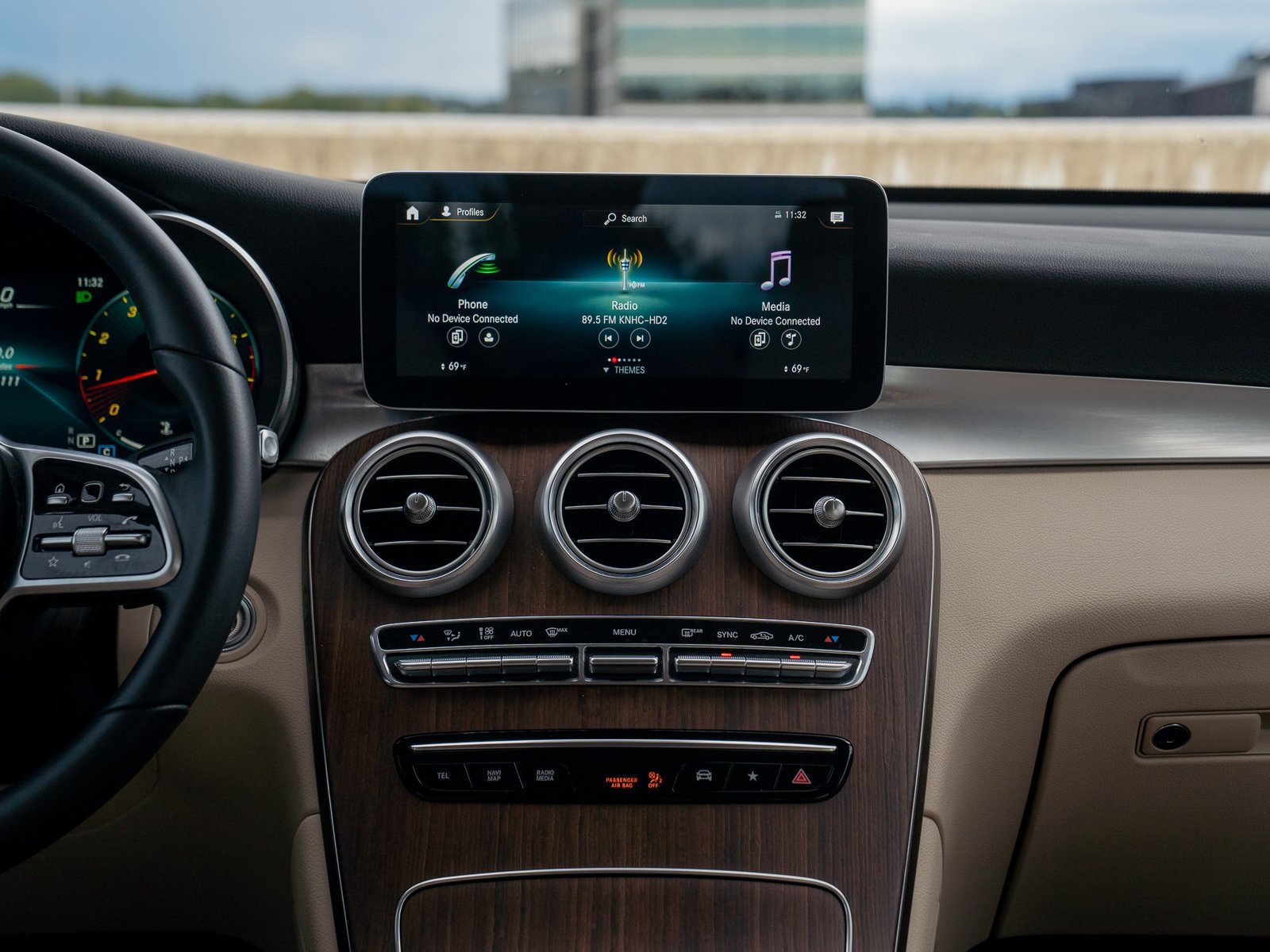 Certified 2022 Mercedes-Benz GLC 300 4MATIC image 22