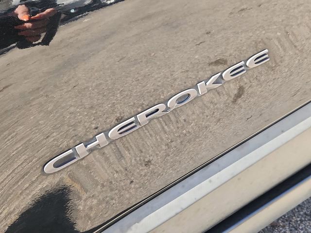 Used 2020 Jeep Cherokee Trailhawk image 31