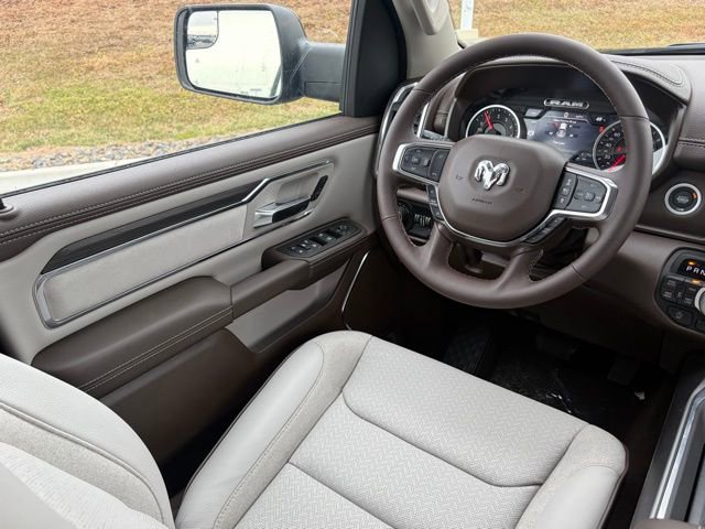 New 2026 RAM 1500 Laramie w/ Laramie Preferred Package AWD/4WD image 35