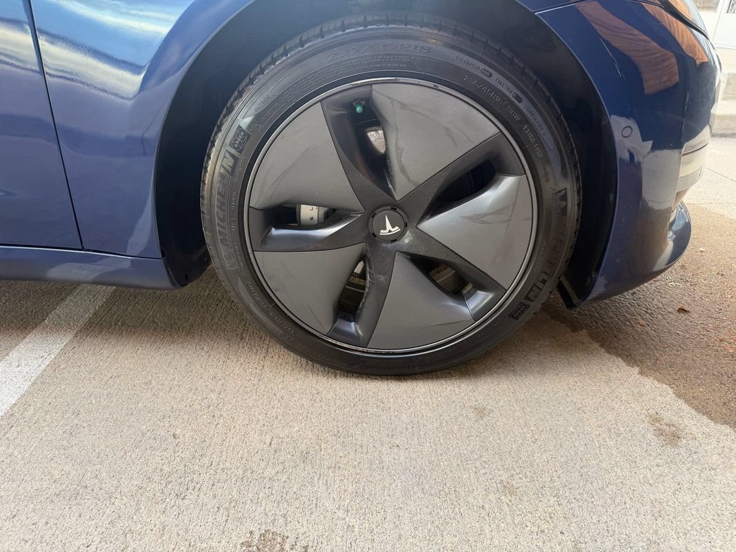 Used 2018 Tesla Model 3 Long Range AWD/4WD image 44