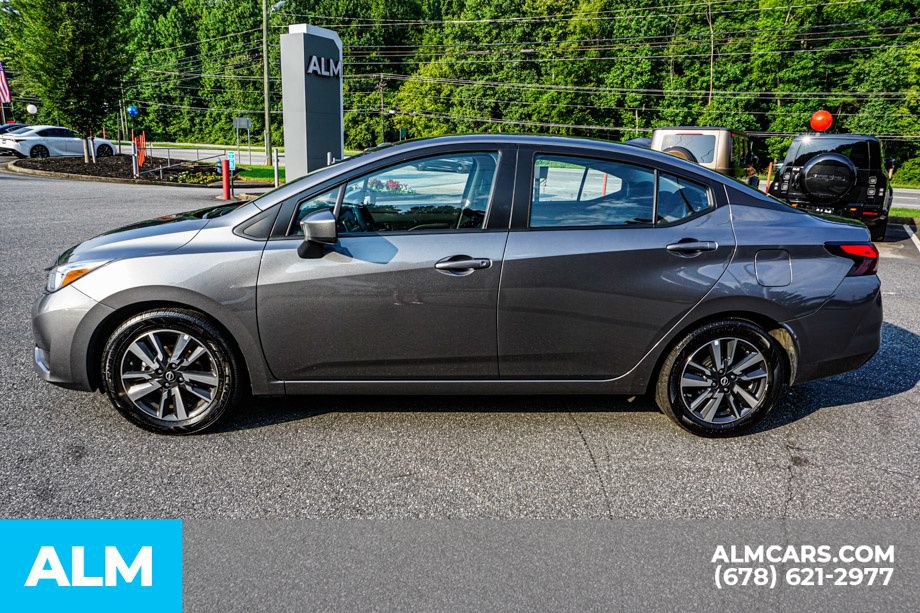 Used 2024 Nissan Versa SV FWD image 6