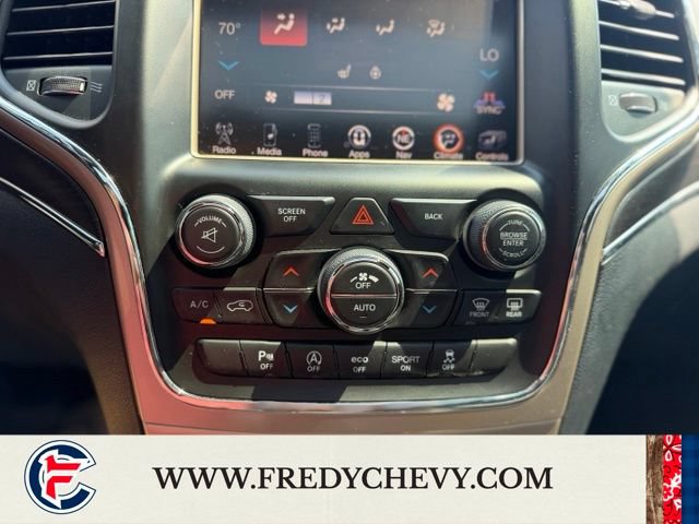 Used 2016 Jeep Grand Cherokee Limited AWD/4WD image 19