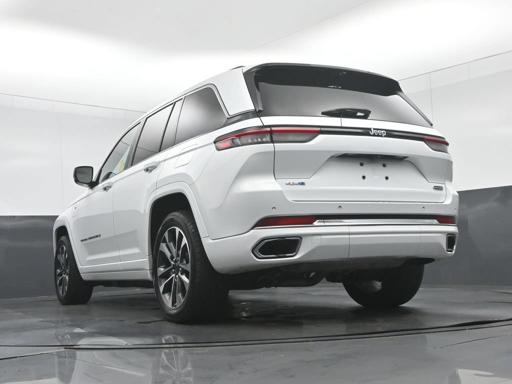 Used 2023 Jeep Grand Cherokee Overland w/ Advanced Protech Group III AWD/4WD image 66