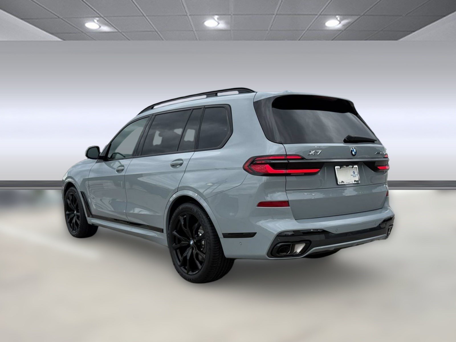 New 2027 BMW X7 xDrive40i w/ M Sport Package AWD/4WD image 3