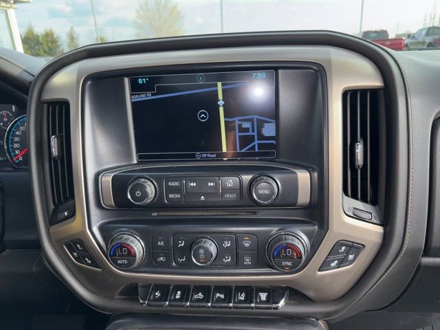 Used 2019 GMC Sierra 3500 Denali AWD/4WD image 12