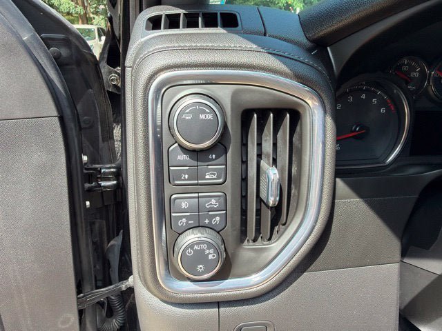 Used 2021 Chevrolet Silverado 1500 RST w/ Bed Protection Package AWD/4WD image 15