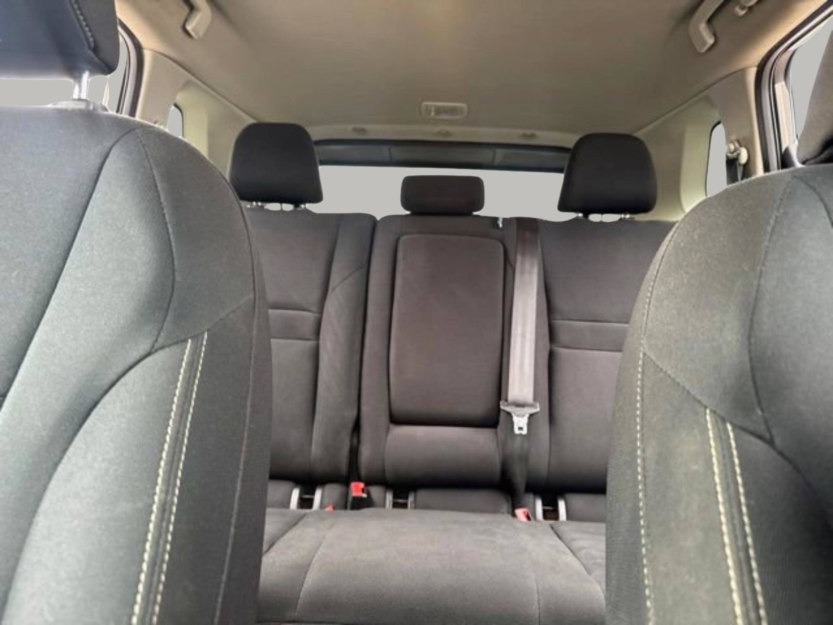 Used 2023 Nissan Rogue S AWD/4WD image 14