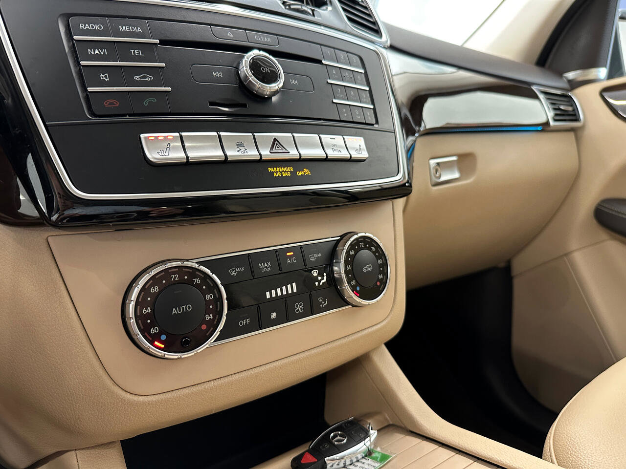 Used 2018 Mercedes-Benz GLE 350 4MATIC image 44