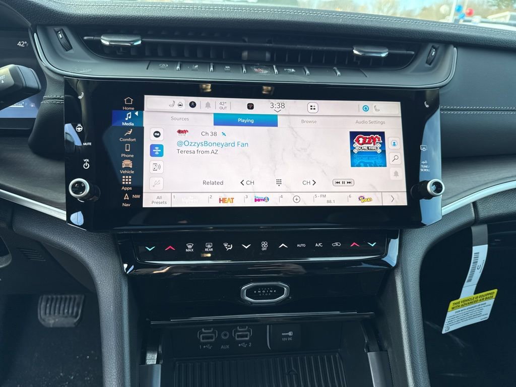 New 2026 Jeep Grand Cherokee Laredo image 11