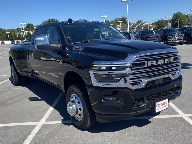 New 2026 RAM 3500 Laramie w/ Max Tow Package image 2